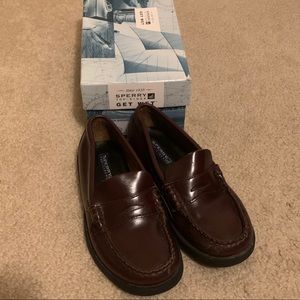 LIKE NEW Boys Sperrys